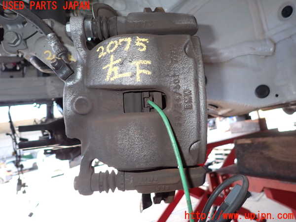 5UPJ-20754085]BMW 218i グランクーペ(7K15)(F44)左フロントキャリパー 中古_m0001.jpg