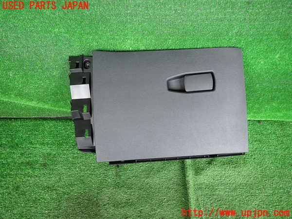 5UPJ-20757516]BMW 218i グランクーペ(7K15)(F44)グローブボックス1 中古_m0001.jpg