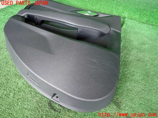 5UPJ-20751324]BMW 218i グランクーペ(7K15)(F44)左後ドア内張り 中古_m0004.jpg