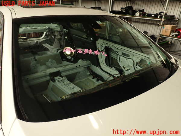 5UPJ-20771195]BMW 335i クーペ(KG35)(E92)フロントガラス 中古(43R-00091 M51)_m0001.jpg