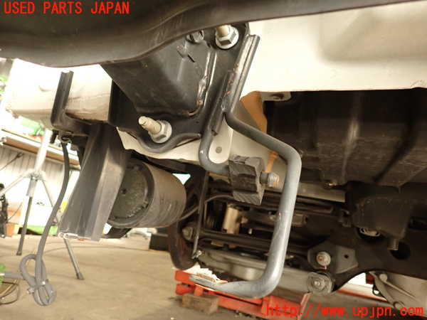 2UPJ-20771614]BMW 335i クーペ(KG35)(E92)リアバンパーホースメント 中古_m0003.jpg