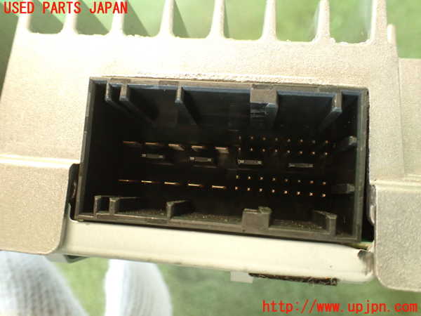 2UPJ-20776525]BMW 335i クーペ(KG35)(E92)アンプ 中古_m0003.jpg