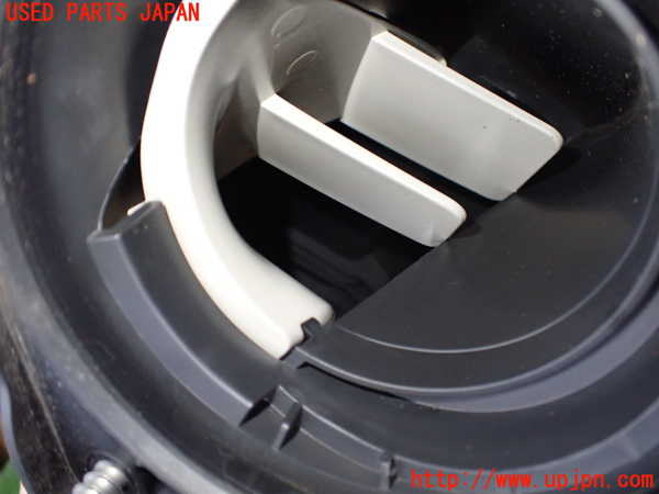 2UPJ-20782560]プジョー・RCZ(T7R5F03)エアクリーナーボックス 【左ハンドル】 中古_m0003.jpg