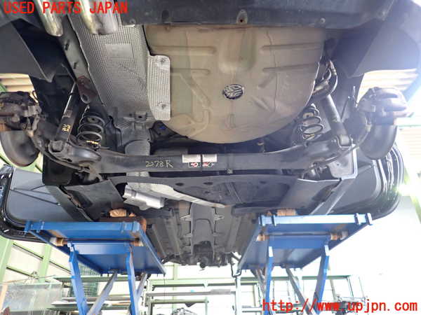 2UPJ-20785380]プジョー・RCZ(T7R5F03)リアアクスルビーム 【左ハンドル】 中古_m0001.jpg