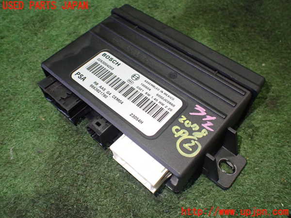 2UPJ-20786147]プジョー・RCZ(T7R5F03)コンピューター2 【左ハンドル】 中古_m0001.jpg