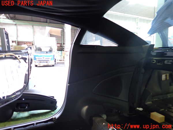 2UPJ-20787675]プジョー・RCZ(T7R5F03)右リアピラートリム 【左ハンドル】 中古_m0001.jpg