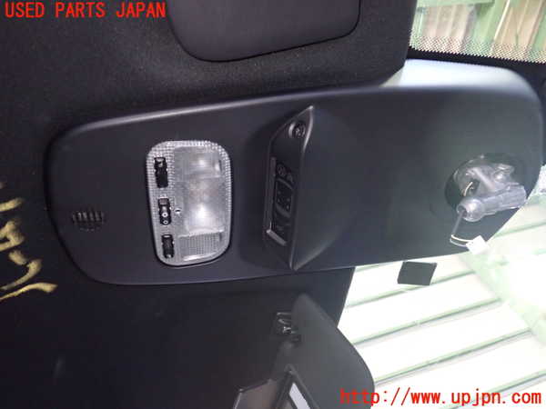 2UPJ-20786411]プジョー・RCZ(T7R5F03)ルームランプ1 (1列目真中天井) 【左ハンドル】 中古_m0001.jpg