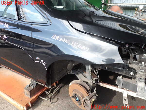 5UPJ-20791080]BMW 218d アクティブツアラー(2C20)(F45)右前フェンダー 中古_m0001.jpg