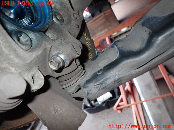 2UPJ-20795176]BMW 218d アクティブツアラー(2C20)(F45)右フロントロアアーム1 中古_m0002.jpg