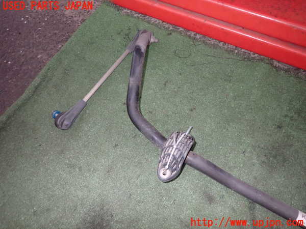 5UPJ-20795440]BMW 218d アクティブツアラー(2C20)(F45)フロントスタビライザー 中古_m0003.jpg