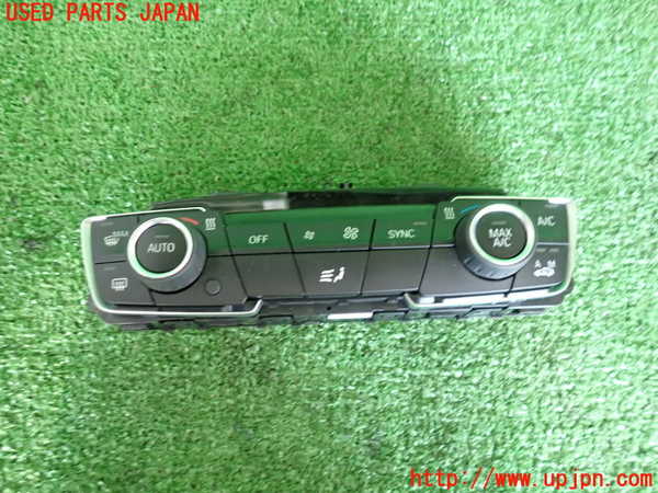5UPJ-20796066]BMW 218d アクティブツアラー(2C20)(F45)エアコンスイッチ1 中古_m0001.jpg