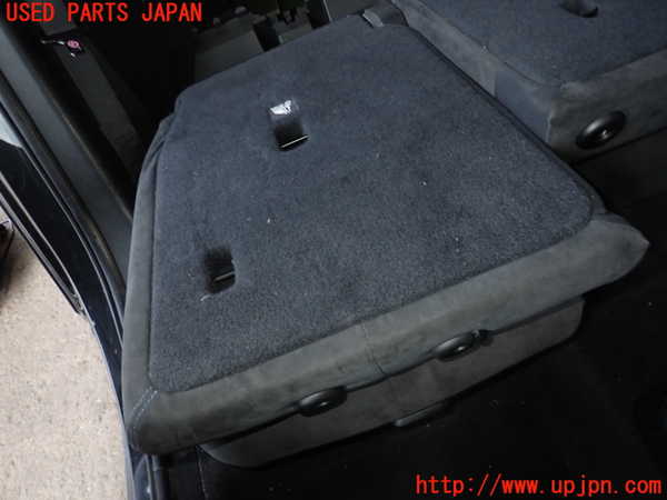2UPJ-20797405]BMW 218d アクティブツアラー(2C20)(F45)右リアシート 中古_m0004.jpg