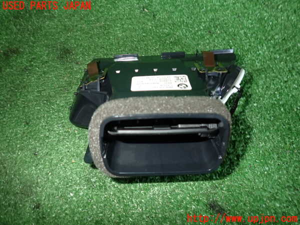 5UPJ-20797528]BMW 218d アクティブツアラー(2C20)(F45)エアコン吹き出し口3 (左) 中古_m0002.jpg