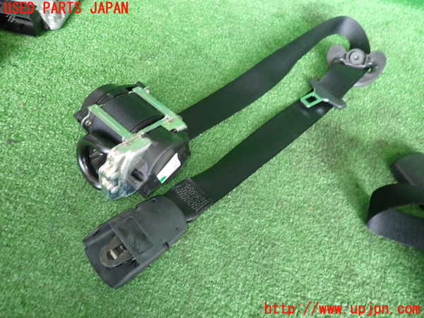 5UPJ-20797045]BMW 218d アクティブツアラー(2C20)(F45)運転席シートベルト 中古_m0001.jpg