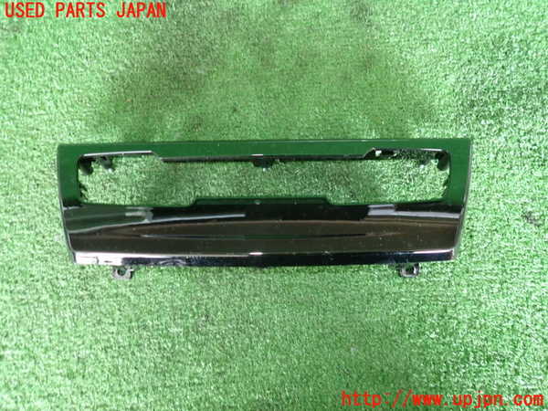 2UPJ-20797692]BMW 218d アクティブツアラー(2C20)(F45)内装トリム類2 中古_m0001.jpg