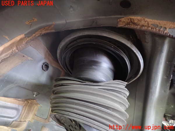 1UPJ-20815015]ベンツ CLS550(218373 C218)右フロントストラット 中古_m0002.jpg