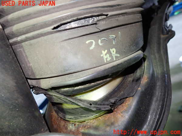 1UPJ-20815105]ベンツ CLS550(218373 C218)左リアスプリング 中古_m0002.jpg