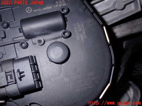 1UPJ-20816770]ベンツ CLS550(218373 C218)フロントワイパーモーター 中古_m0002.jpg