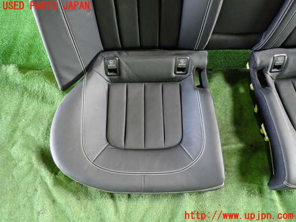 1UPJ-20817385]ベンツ CLS550(218373 C218)リアシート 中古_m0002.jpg