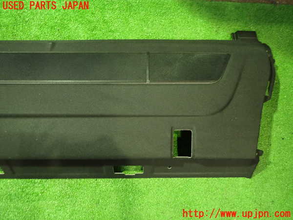 1UPJ-20817761]ベンツ CLS550(218373 C218)トノカバー1 中古_m0002.jpg
