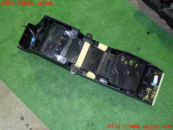 1UPJ-20817549]ベンツ CLS550(218373 C218)コンソール 中古_m0004.jpg