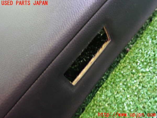 1UPJ-20811264]ベンツ CLS550(218373 C218)左前ドア内張り 中古_m0002.jpg