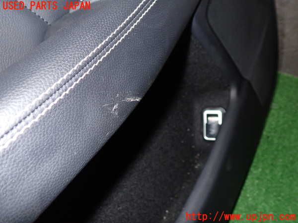 1UPJ-20811264]ベンツ CLS550(218373 C218)左前ドア内張り 中古_m0003.jpg