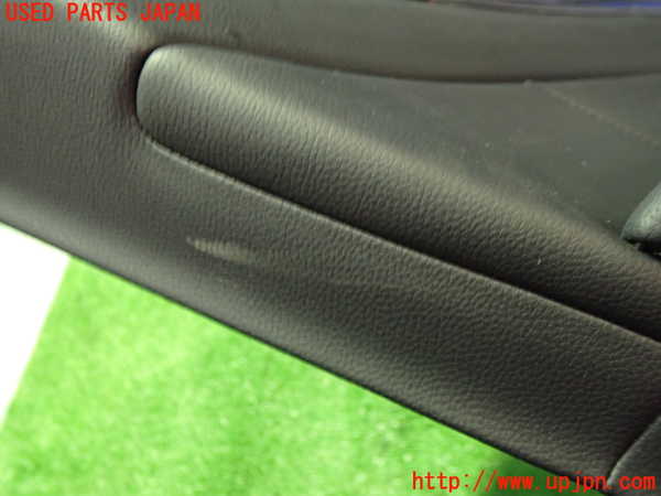 1UPJ-20811324]ベンツ CLS550(218373 C218)左後ドア内張り 中古_m0003.jpg