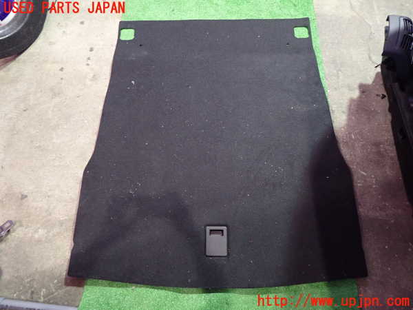 1UPJ-20817771]ベンツ CLS550(218373 C218)ラゲッジトレイ1 中古_m0001.jpg