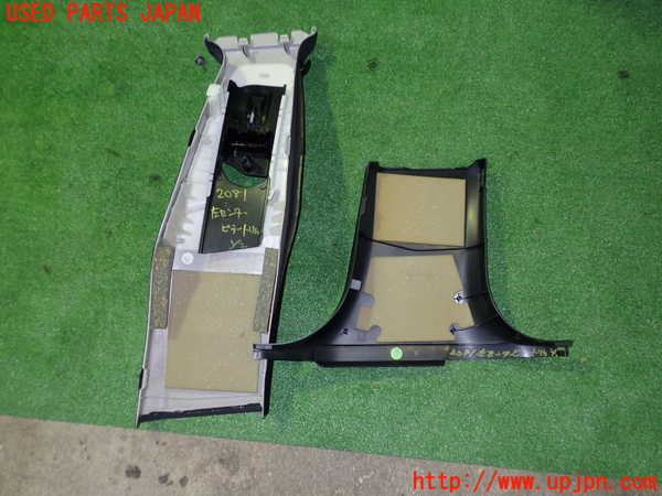 1UPJ-20817670]ベンツ CLS550(218373 C218)左センターピラートリム 中古_m0004.jpg