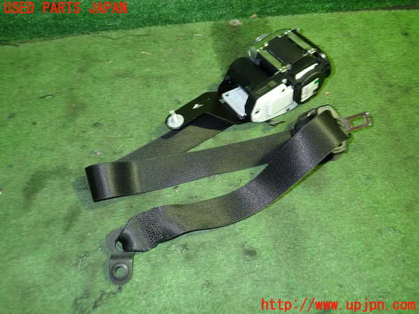 1UPJ-20817075]ベンツ CLS550(218373 C218)助手席シートベルト 中古_m0001.jpg