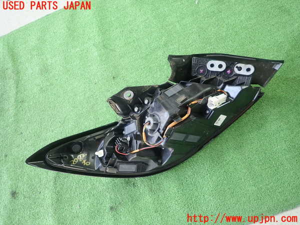 5UPJ-20821530]BRZ(86)(ZD8)右テールランプ 中古_m0003.jpg