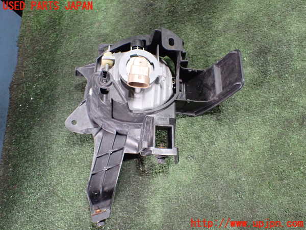 5UPJ-20831180]アルファード(GGH20W)右フォグ 中古_m0003.jpg