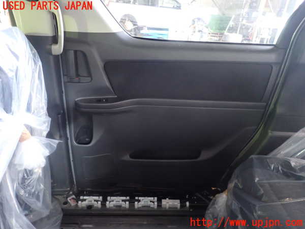 1UPJ-20831290]アルファード(GGH20W)右後ドア M2L4 中古_m0005.jpg
