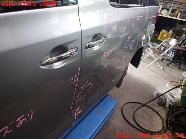 5UPJ-20831320]アルファード(GGH20W)左後ドア M2L4 中古_m0002.jpg