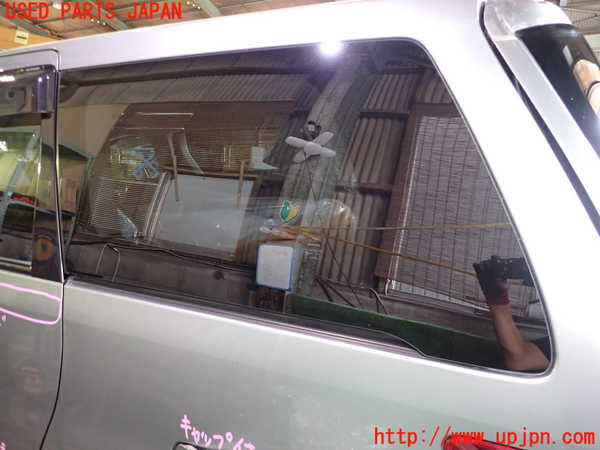 5UPJ-20831382]アルファード(GGH20W)左クォーターガラス M2L3 中古_m0001.jpg