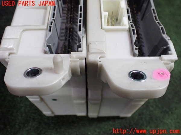 5UPJ-20836741]アルファード(GGH20W)ヒューズボックス1 中古_m0005.jpg