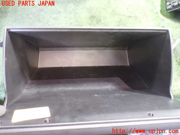 5UPJ-20837516]アルファード(GGH20W)グローブボックス1 (下側) 中古_m0003.jpg