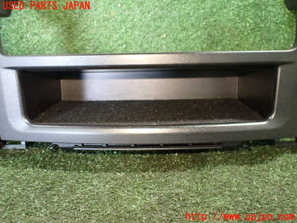 1UPJ-20837843]アルファード(GGH20W)小物入れ3 中古_m0002.jpg