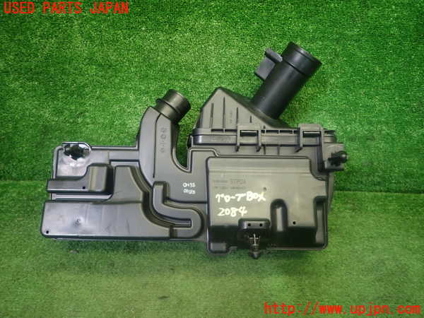 5UPJ-20842560]セレナ e-POWER(HFC27)エアクリーナーボックス 中古_m0002.jpg