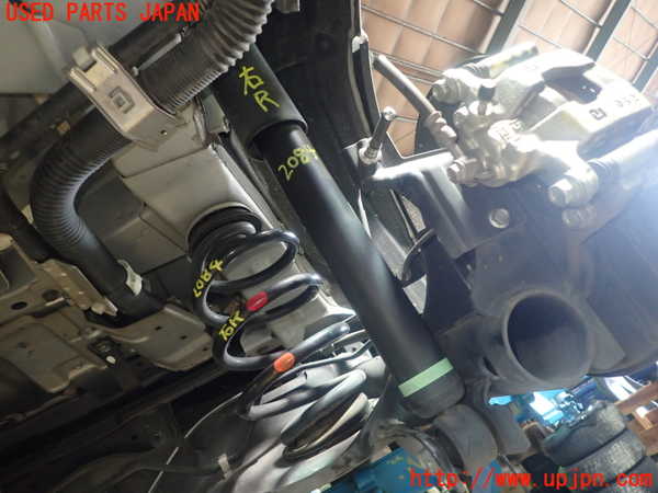 5UPJ-20845070]セレナ e-POWER(HFC27)右リアショックアブソーバー 中古_m0002.jpg