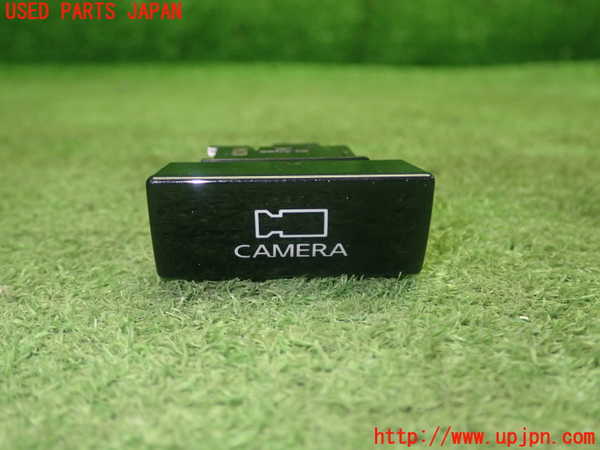 5UPJ-20846312]セレナ e-POWER(HFC27)スイッチ7（カメラ） 中古_m0001.jpg