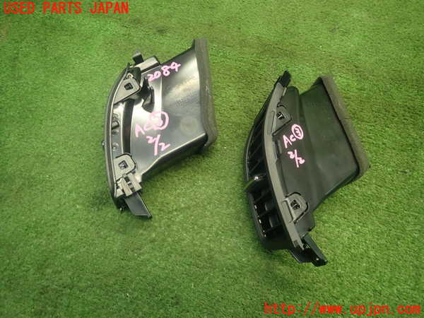 5UPJ-20847528]セレナ e-POWER(HFC27)エアコン吹き出し口3（真中） 中古_m0002.jpg