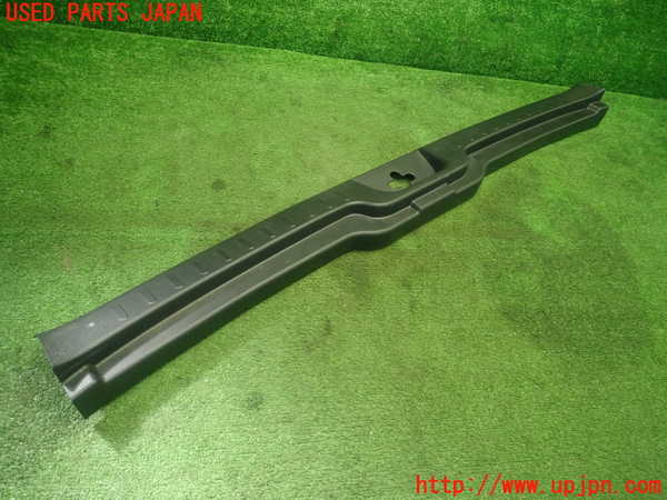 5UPJ-20847772]セレナ e-POWER(HFC27)ラゲッジトレイ2 中古_m0003.jpg