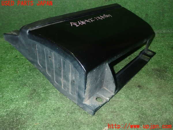 5UPJ-20851390]ハイエースバン200系(KDH206V)右サイドステップ 中古_m0002.jpg