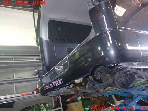 5UPJ-20851610]ハイエースバン200系(KDH206V)リアバンパー 中古_m0002.jpg