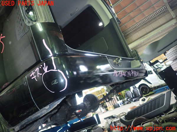 5UPJ-20851610]ハイエースバン200系(KDH206V)リアバンパー 中古_m0003.jpg