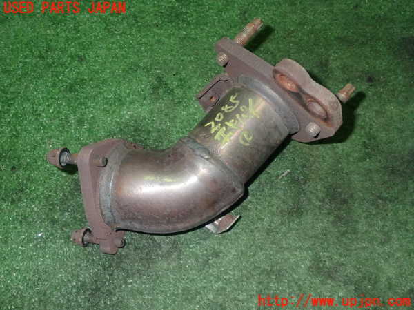 5UPJ-20852631]ハイエースバン200系(KDH206V)フロントパイプ1 中古_m0002.jpg