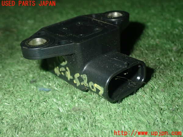5UPJ-20856383]ハイエースバン200系(KDH206V)センサー3 中古_m0002.jpg
