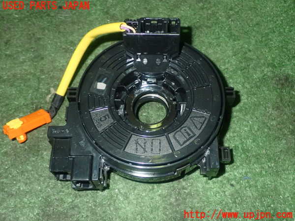 5UPJ-20856800]ハイエースバン200系(KDH206V)スパイラルケーブル(リール) 中古_m0001.jpg